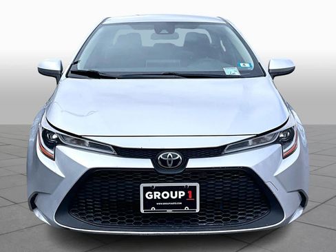 Used 2020 Toyota Corolla LE image 4