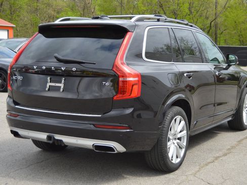 Used 2016 Volvo XC90 T6 Momentum w/ Momentum Plus Package image 6