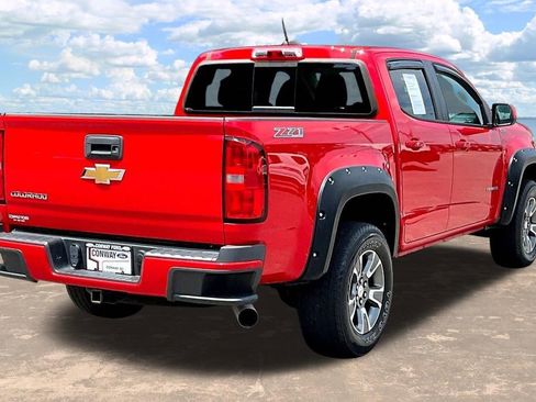 Used 2017 Chevrolet Colorado Z71 AWD/4WD image 8
