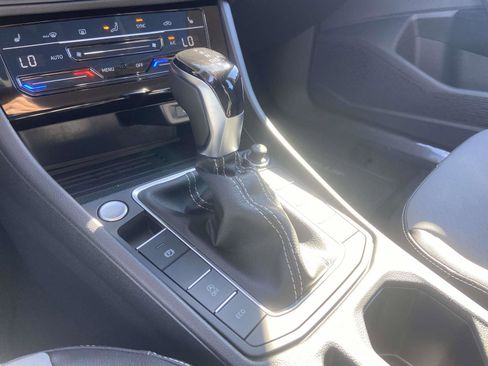 New 2026 Volkswagen Jetta SE image 28