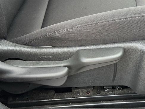 Used 2023 Chevrolet Malibu LT image 30