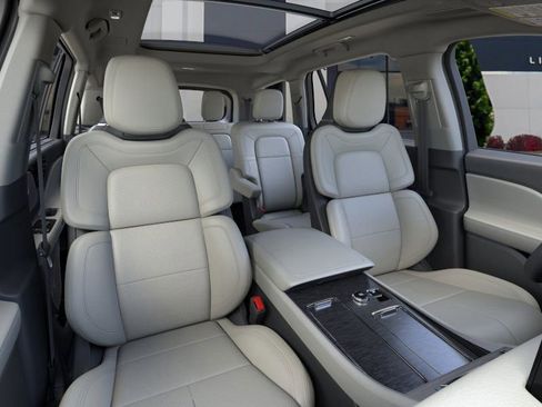 New 2026 Lincoln Aviator Reserve w/ Luxury Package image 54