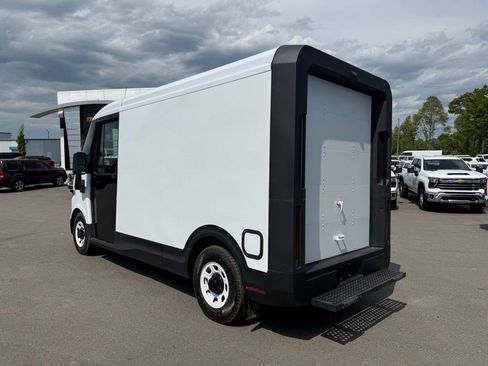 Used 2024 Chevrolet Brightdrop 600 w/ Commercial Equipment Package AWD/4WD image 3