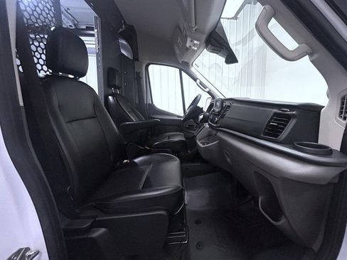 Used 2025 Ford Transit 250 148 Medium Roof RWD image 15