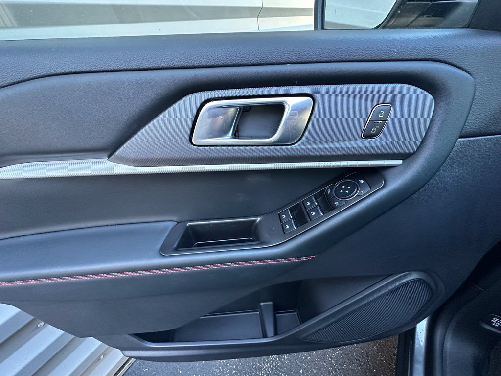 New 2026 Ford Explorer ST-Line AWD/4WD image 19