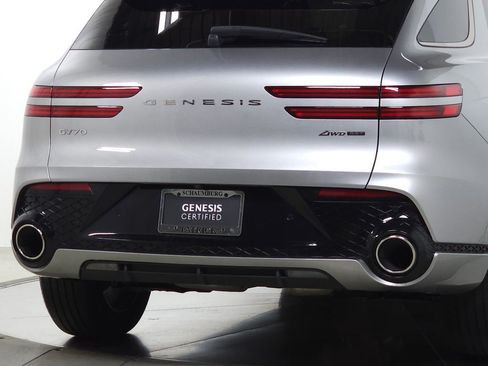 Used 2024 Genesis GV70 3.5T Sport AWD/4WD image 10