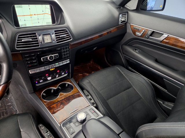 Used 2014 Mercedes-Benz E 550 Cabriolet image 4
