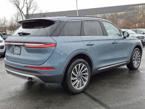 Used 2025 Lincoln Corsair Reserve w/ Equipment Group 202A image 6