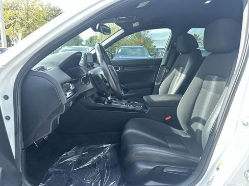 Used 2025 Honda Civic Sport image 13