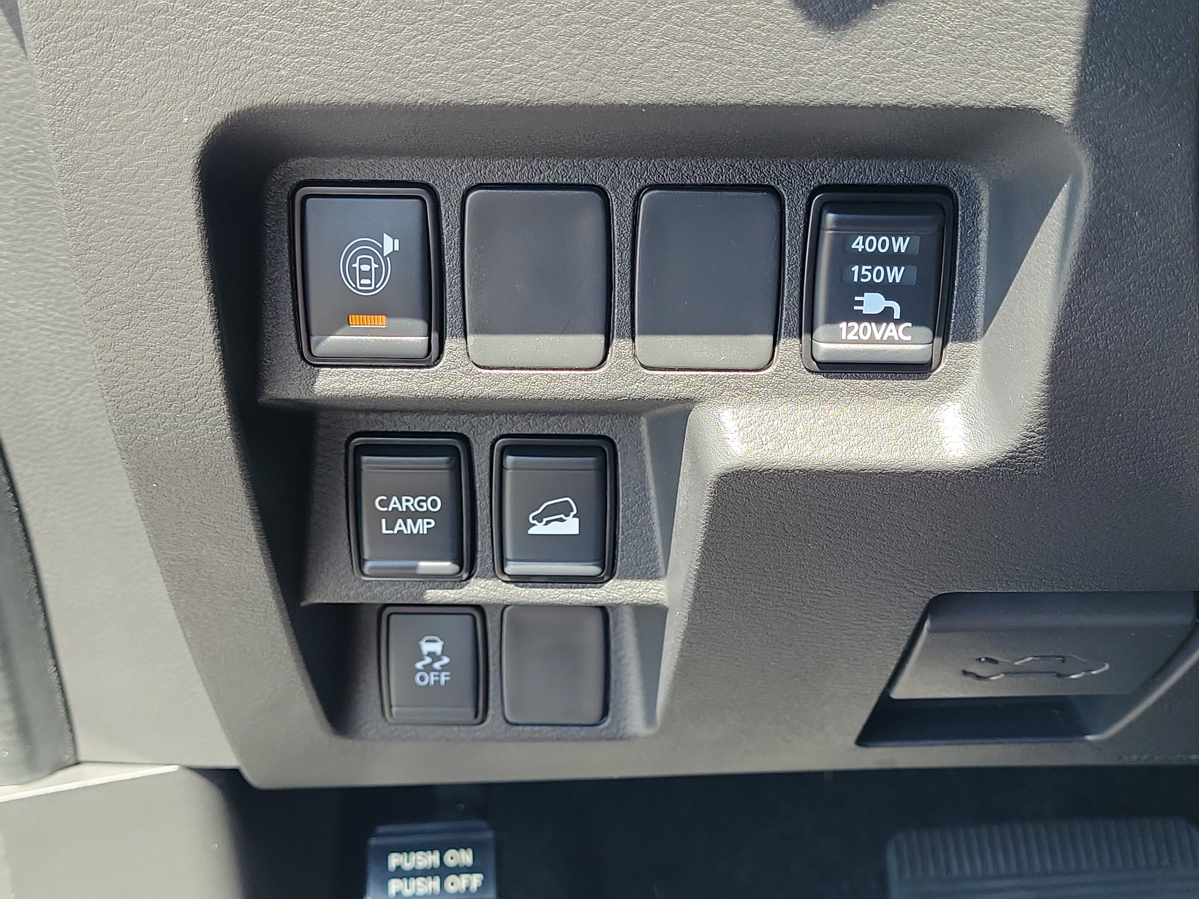 Certified 2024 Nissan Frontier SL w/ Technology Package AWD/4WD image 22