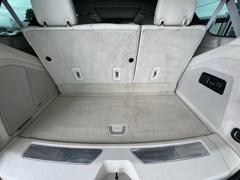 Used 2022 Cadillac Escalade Sport Platinum w/ Heavy-Duty Trailer Package AWD/4WD image 9