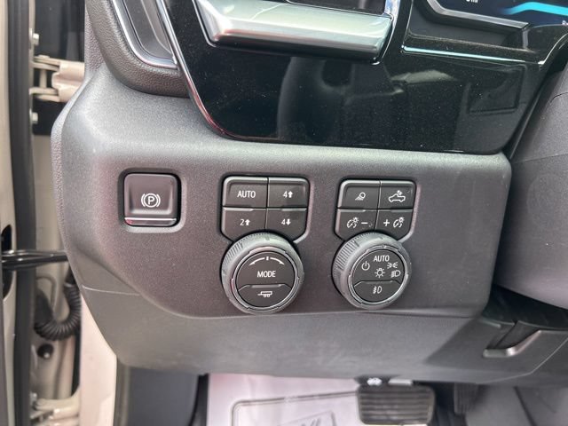 New 2026 Chevrolet Silverado 1500 RST w/ RST All Star Premium Package AWD/4WD image 16