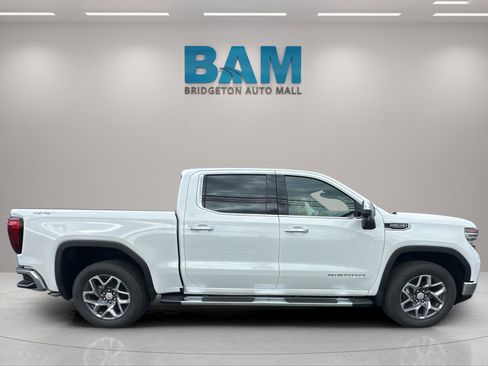New 2026 GMC Sierra 1500 SLT w/ SLT Premium Package image 11