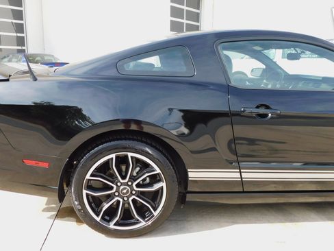 Used 2014 Ford Mustang GT Premium w/ Electronics Package RWD image 27