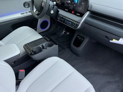 New 2026 Hyundai Ioniq 5 Limited image 14
