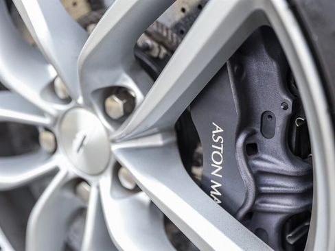 Used 2016 Aston Martin DB9 GT RWD image 14