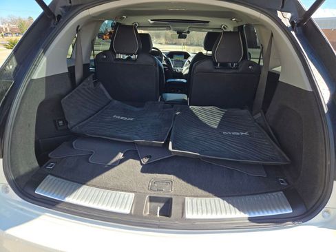 Used 2017 Acura MDX SH-AWD w/ Advance Package image 18