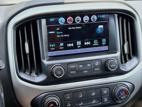 Used 2018 Chevrolet Colorado ZR2 AWD/4WD image 16
