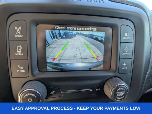 Used 2017 Jeep Renegade Latitude w/ Safety & Security Group image 23