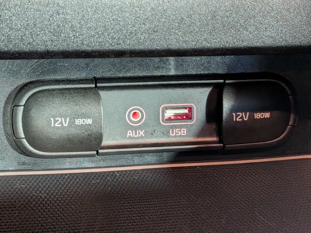 Used 2020 Kia Forte GT-Line FWD image 28