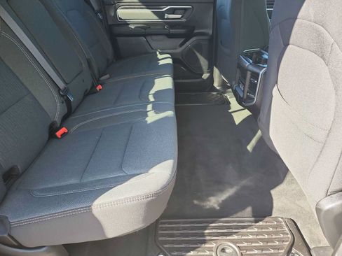 Used 2023 RAM 1500 Big Horn AWD/4WD image 17