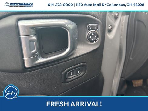 Used 2022 Jeep Wrangler Unlimited Sahara w/ Cold Weather Group image 18