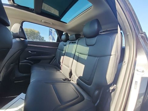 Used 2023 Hyundai Tucson Limited image 8