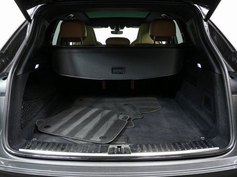 Used 2020 Porsche Cayenne AWD w/ Premium Package Plus image 32