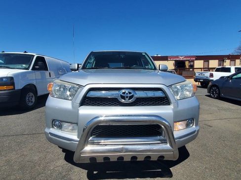 Used 2011 Toyota 4Runner Limited image 8