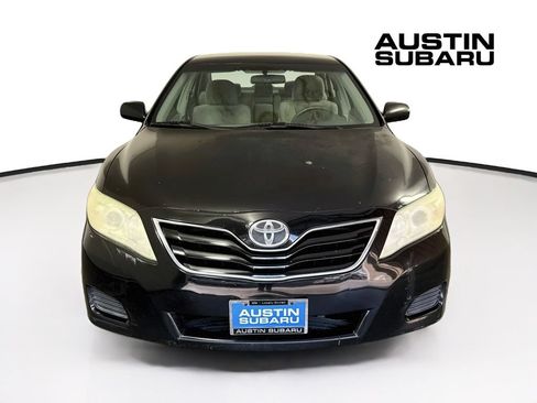 Used 2011 Toyota Camry LE w/ Fleet Convenience Pkg FWD image 2