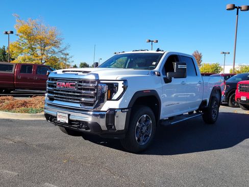 New 2026 GMC Sierra 2500 SLE w/ SLE Value Package; image 4
