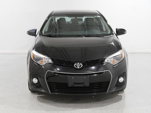 Used 2016 Toyota Corolla LE image 2