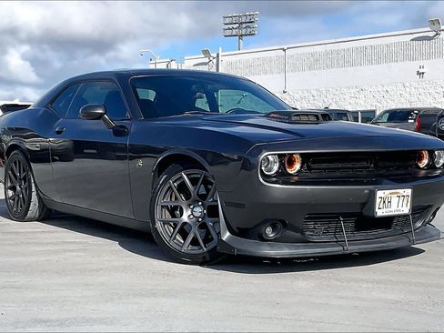 Used 2016 Dodge Challenger R/T Scat Pack RWD image 20
