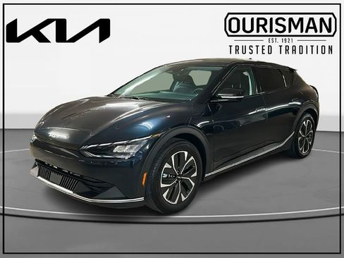 Certified 2024 Kia EV6 Light image 2