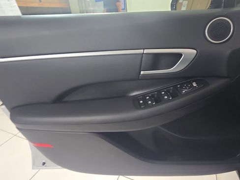 Used 2025 Hyundai Sonata SEL FWD image 11