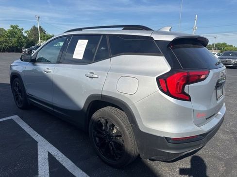 Used 2021 GMC Terrain SLT w/ Elevation Edition FWD image 5