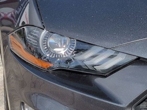 Used 2020 Ford Mustang Premium RWD image 10