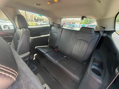 Used 2015 Buick Enclave Premium FWD image 11