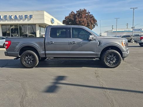 Used 2022 Ford F150 Lariat AWD/4WD image 2