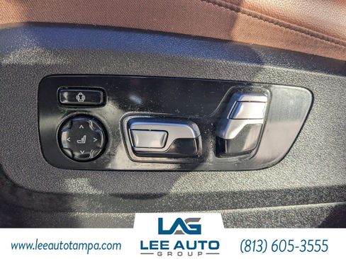 Used 2020 BMW X5 M50i w/ Premium Package image 20