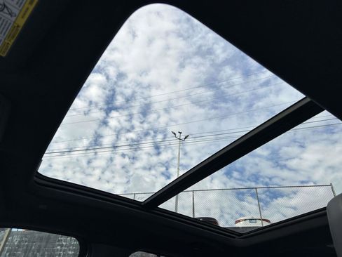 Used 2024 Toyota Tundra Platinum image 10