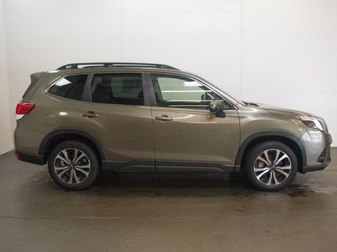 Certified 2023 Subaru Forester Limited AWD/4WD image 3