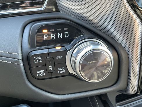 Certified 2022 RAM 1500 Limited image 24