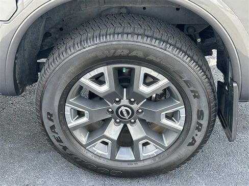 Used 2024 Nissan Titan Platinum Reserve w/ Moonroof Package image 13