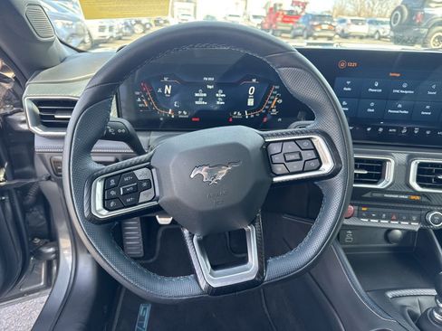 Used 2025 Ford Mustang GT Premium w/ GT Performance Package RWD image 13