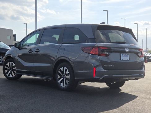 New 2026 Honda Odyssey EX-L image 17