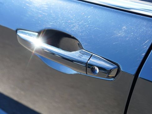 Used 2021 Honda CR-V EX-L image 9