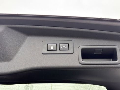 New 2026 Subaru Outback Limited AWD/4WD image 16