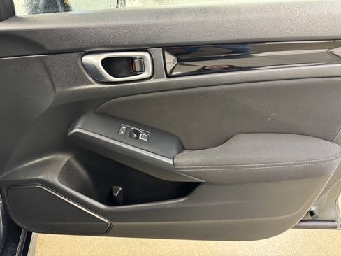 Used 2024 Honda Civic EX image 25