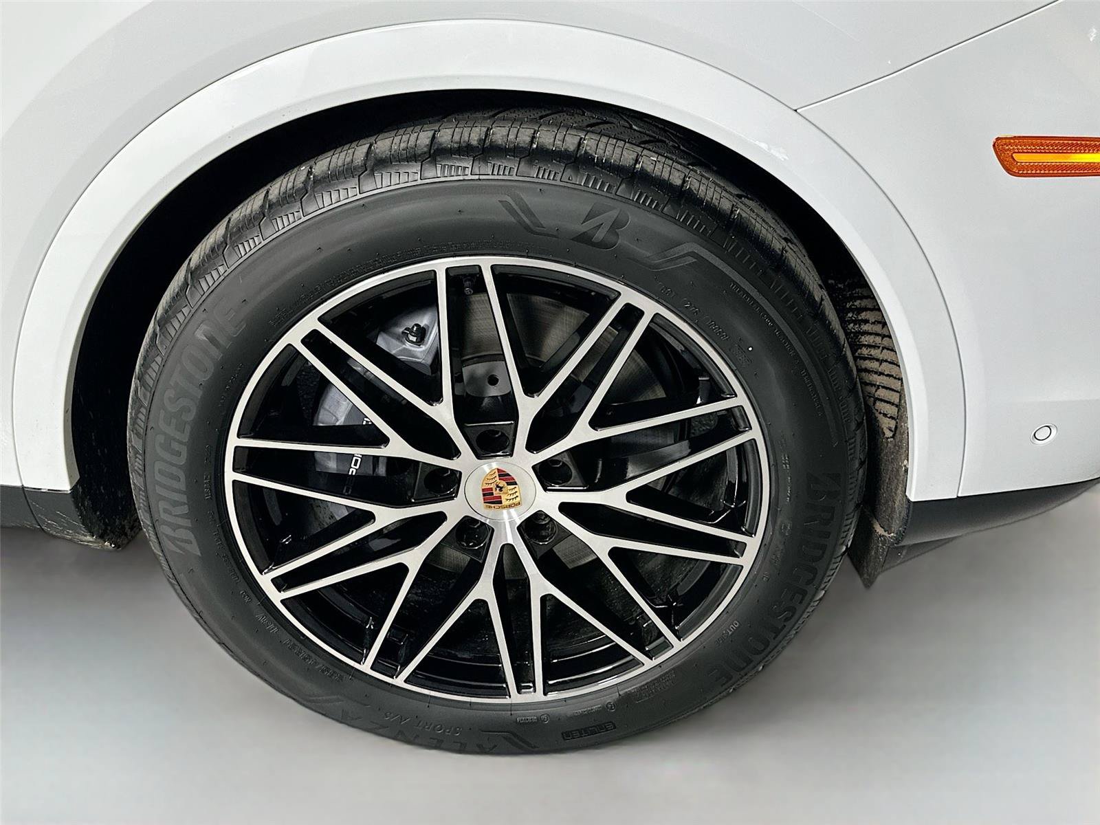 Certified 2026 Porsche Cayenne AWD/4WD image 14